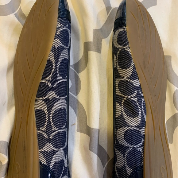 Coach Flats - Picture 5 of 7